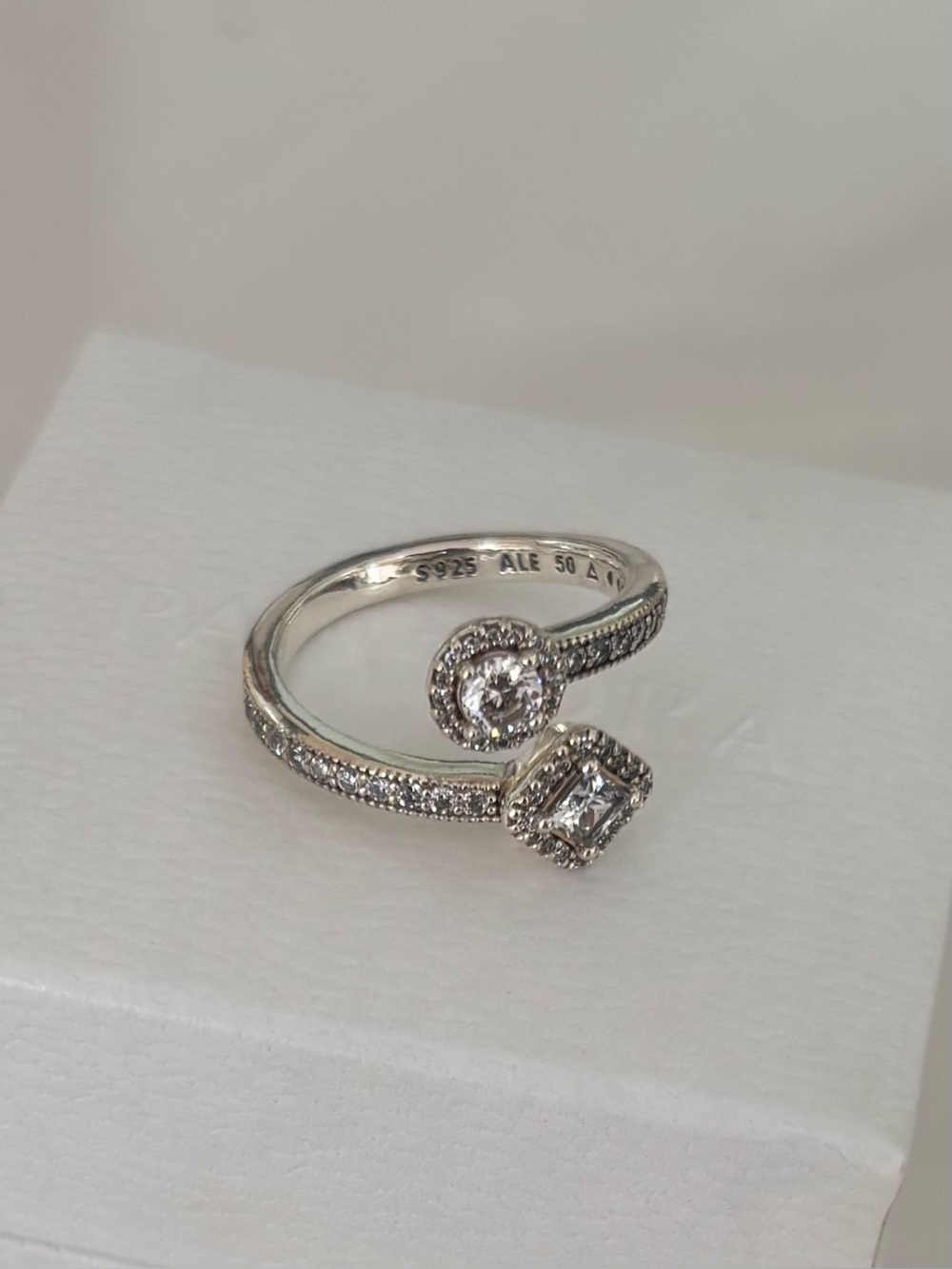 Pandora Abstract Elegance Clear Cubic Zirconia Ring S925 Size 5
